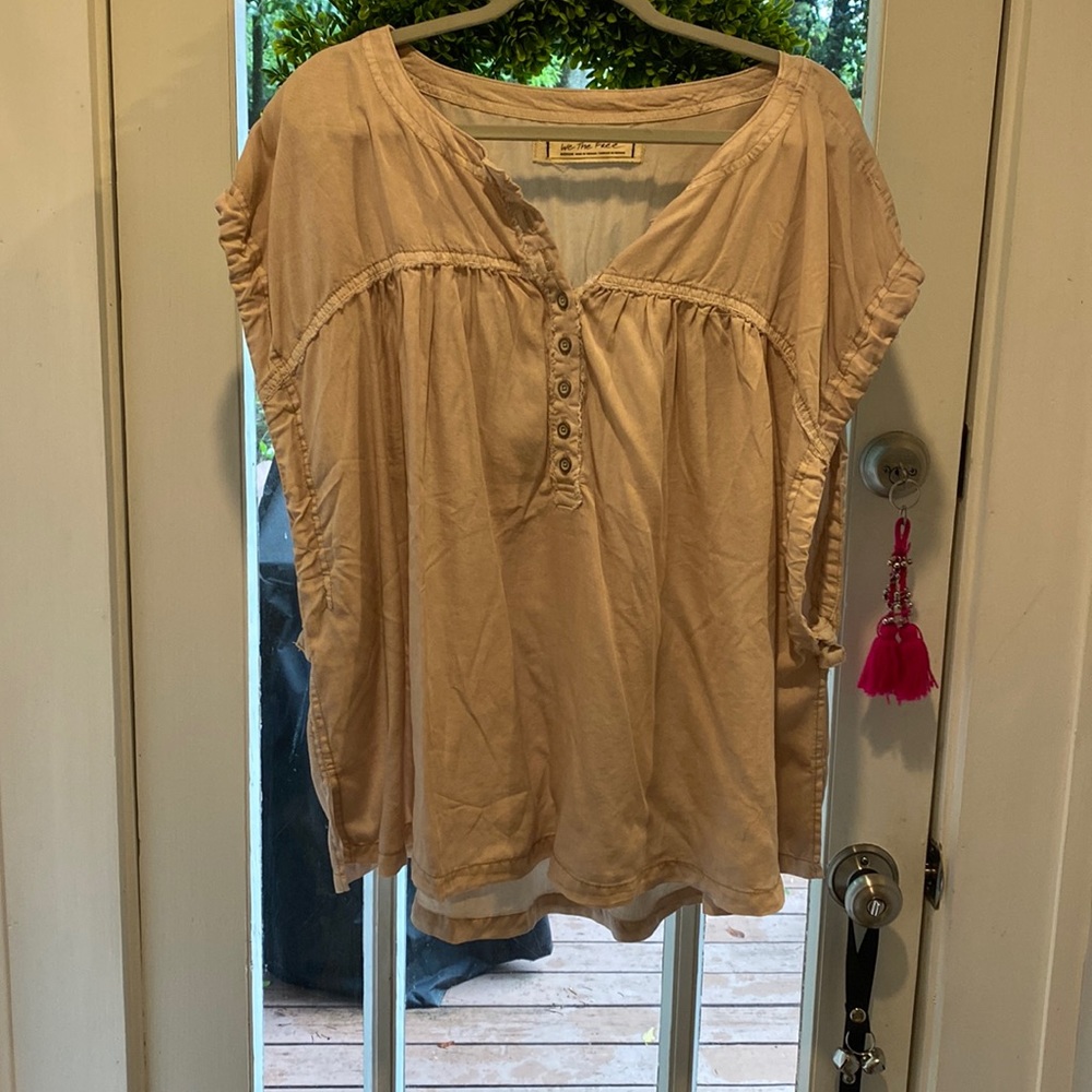 Free People Short Sleeve quarter-button shirt, light pink